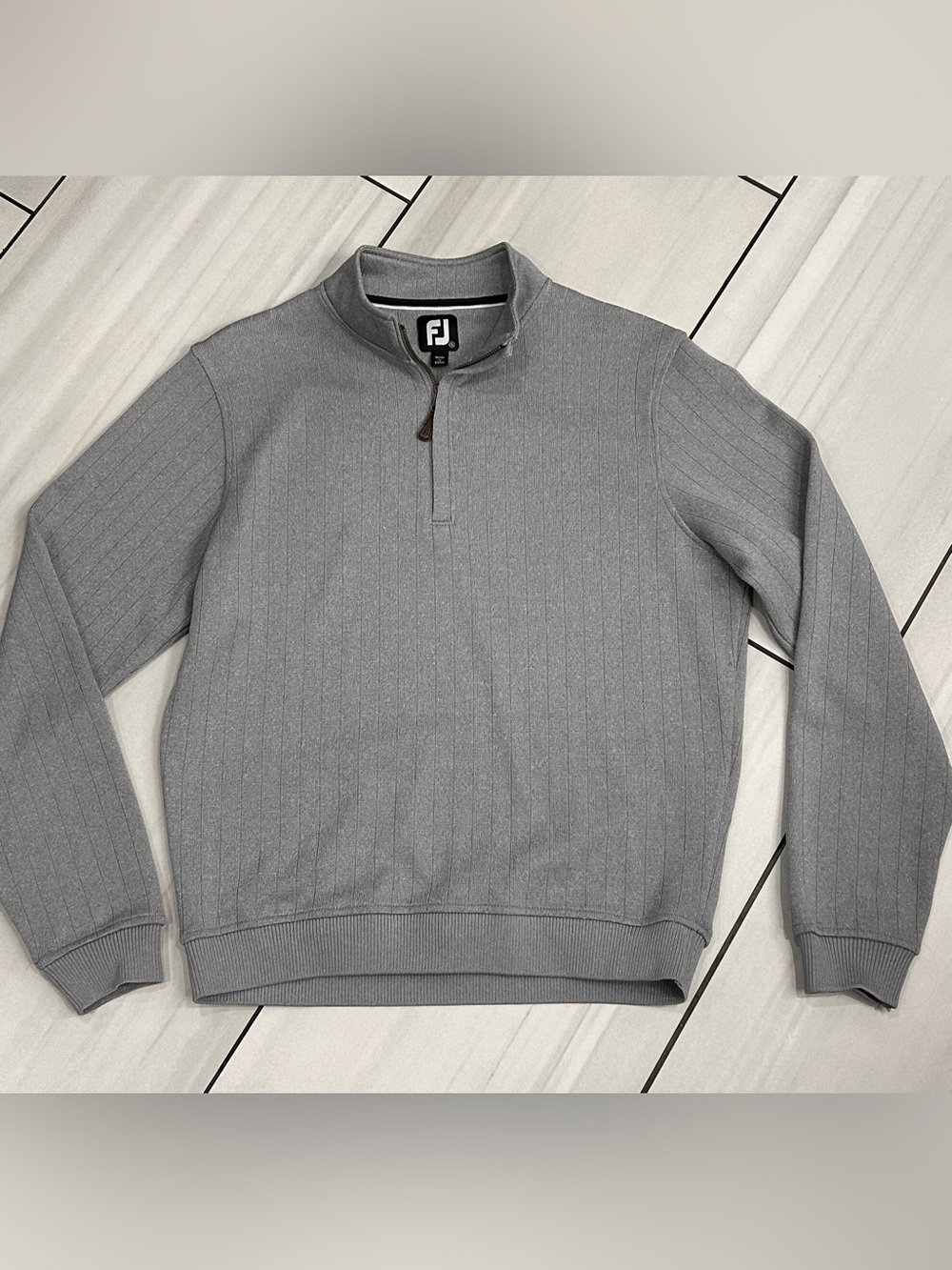 FootJoy Golf Sweater - Mens Small- Gray Pullover, 1/4 Zip, Ribbed - NICE